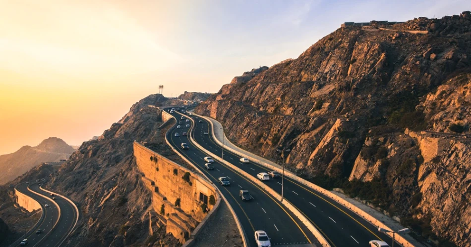 A Guide to the Al Hada Mountain Road