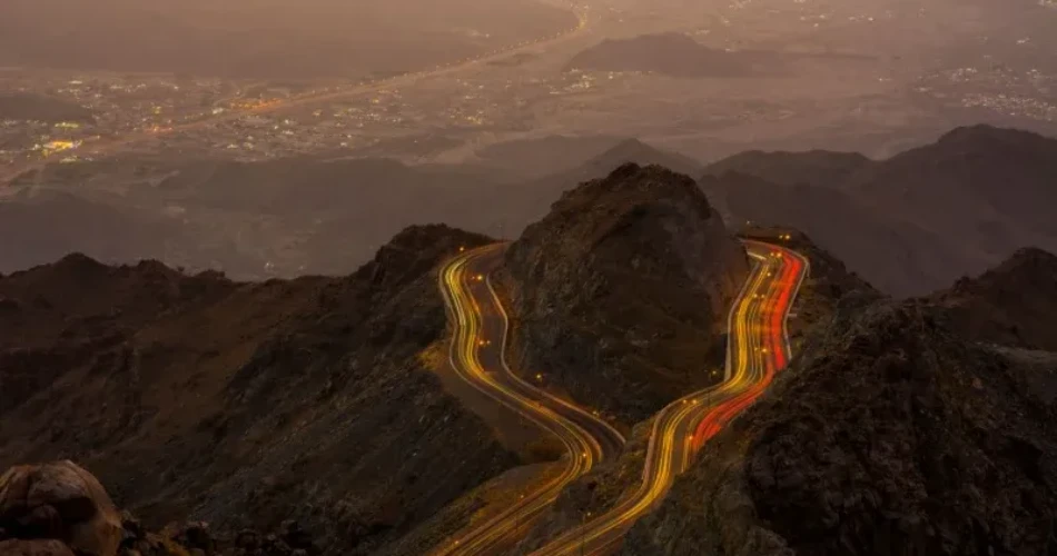 A Guide to the Al Hada Mountain Road