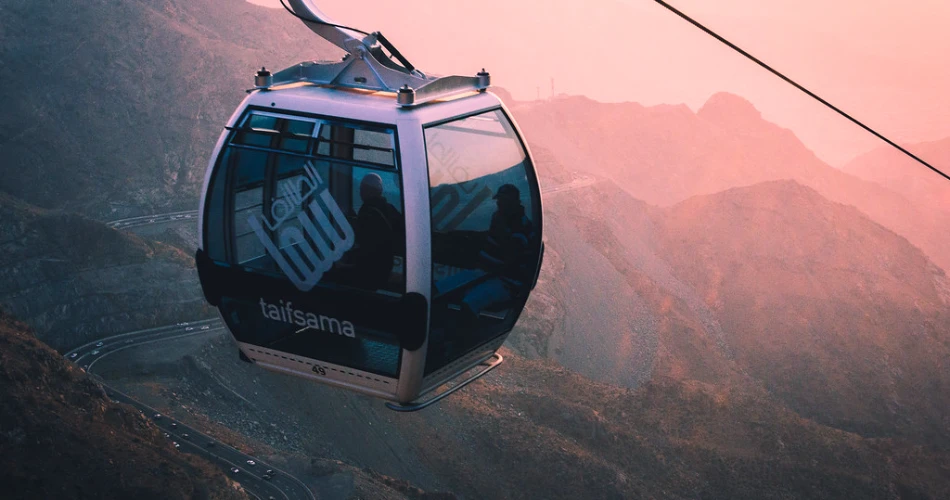 A Guide to the Al Hada Mountain Road