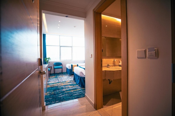 Taj Park Hotel Main image